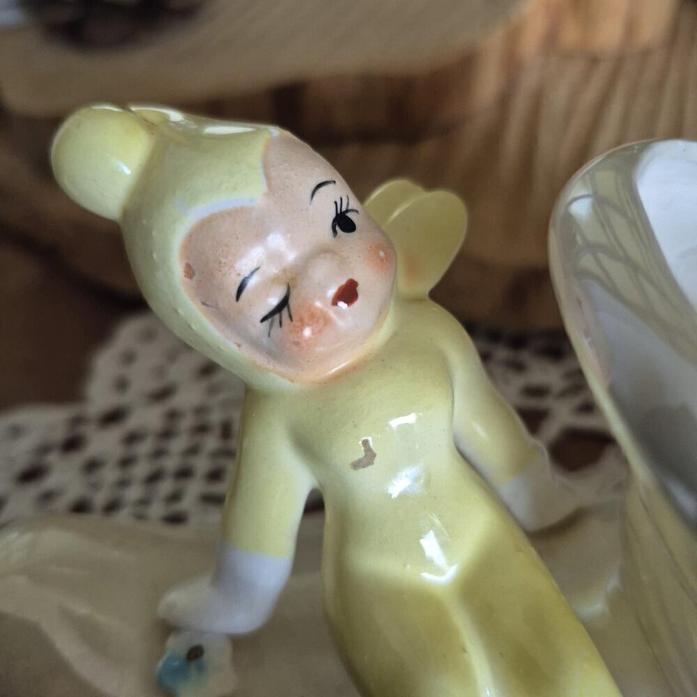 Hearth Happenings 🏡🧚♂️ Vintage Japan Pixie Elf Shoe Planter Fairy Figurine - Picture 10 of 13